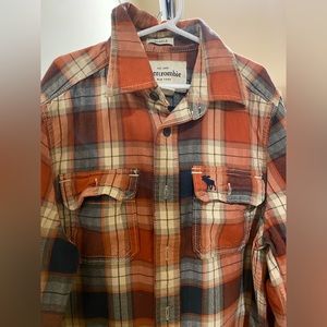 Abercrombie muscle button down, kids XL